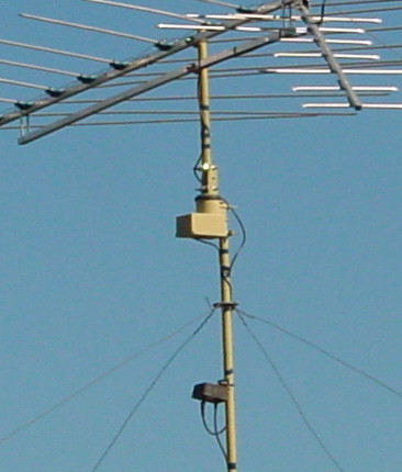 http://www.hdtvprimer.com/ANTENNAS/GuyWires.jpg